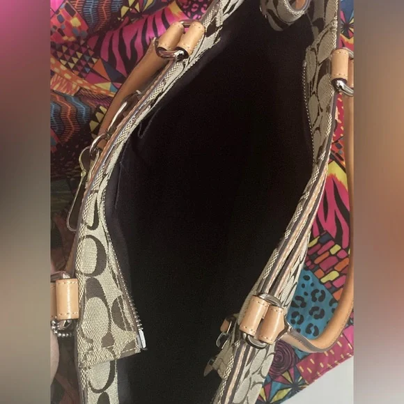 Coach Hampton Signature Carryall Tote - Picture 7 of 13